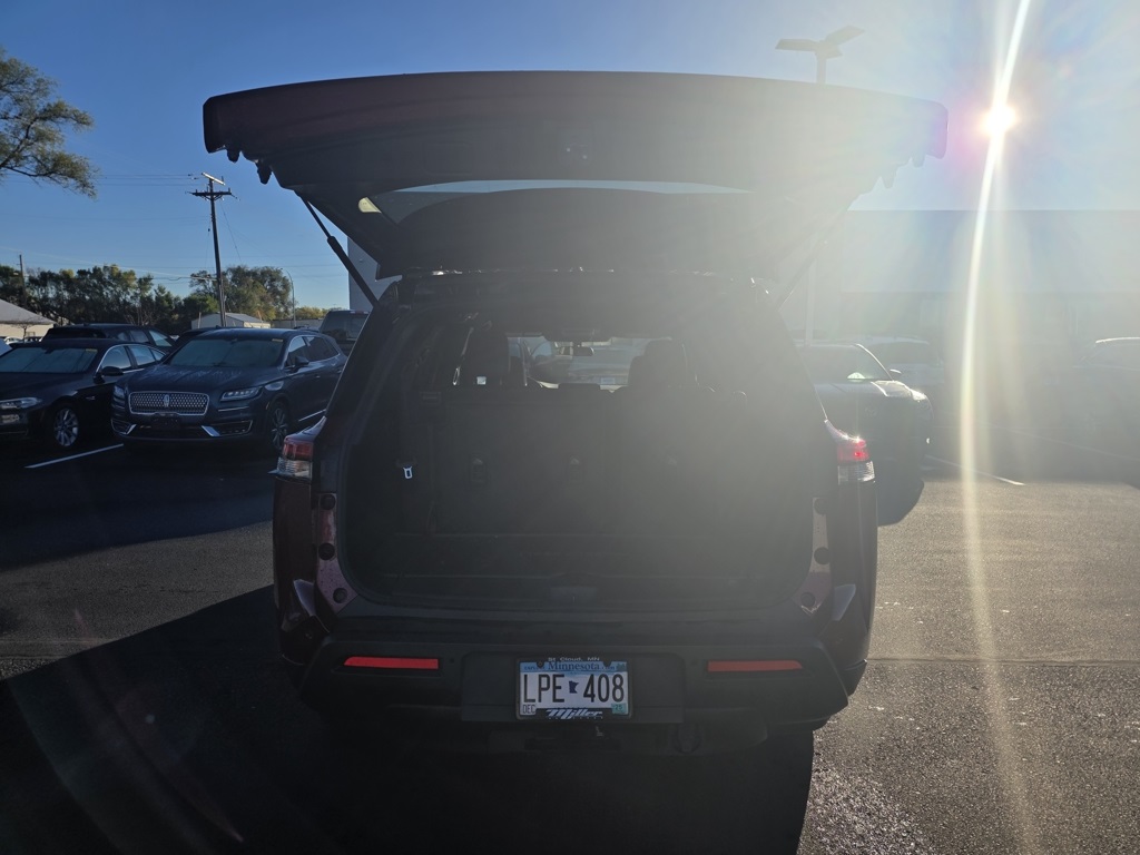 2024 Nissan Pathfinder Rock Creek photo 4
