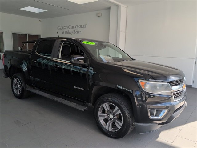 2017 Chevrolet Colorado LT photo 2