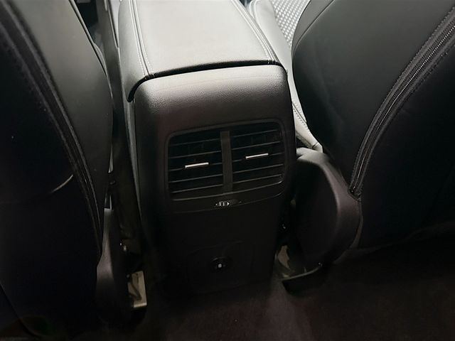 2025 Ford Escape Plug-In Hybrid Base photo 23