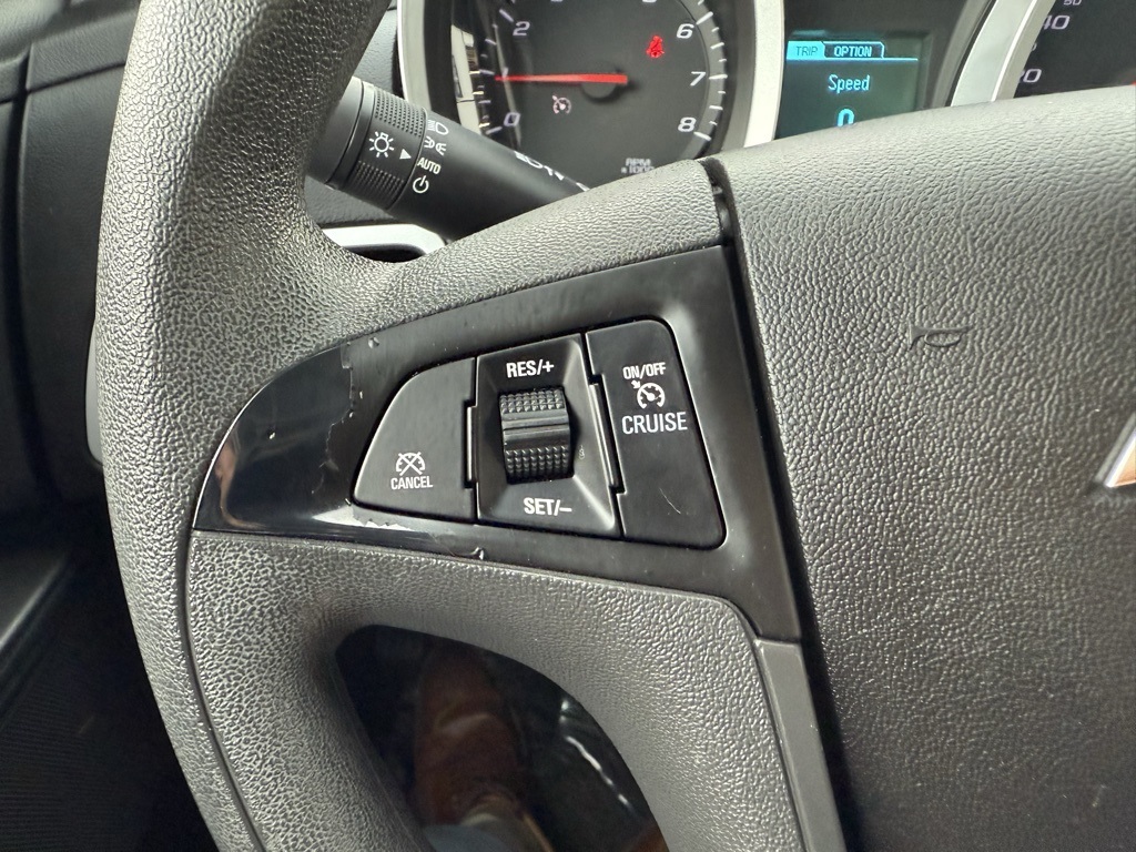2015 Chevrolet Equinox LS photo 21