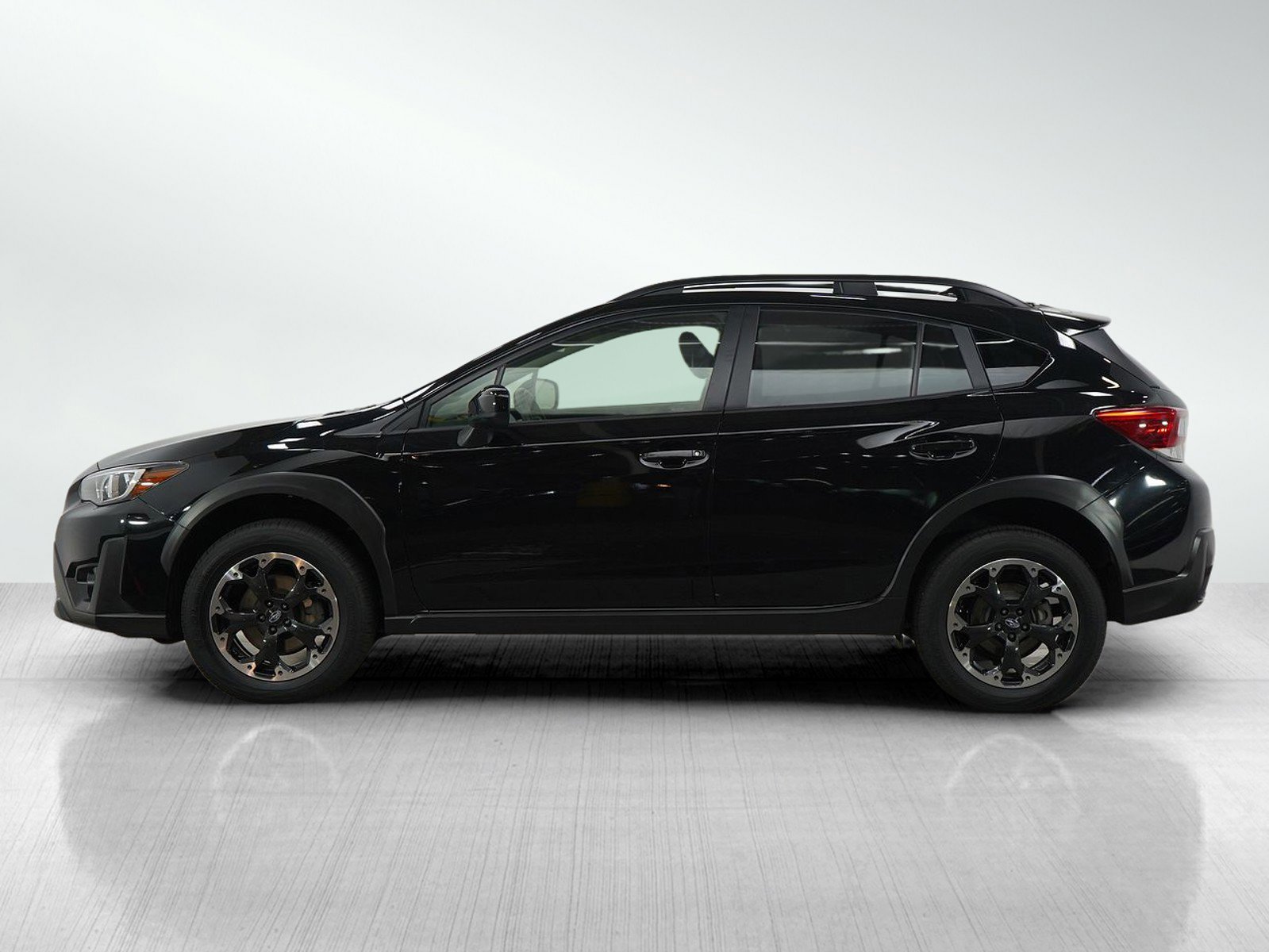 Used 2021 Subaru Crosstrek Premium with VIN JF2GTAEC9M8355031 for sale in Burnsville, Minnesota