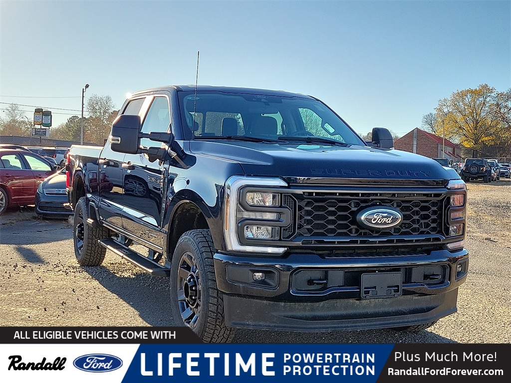 2024 Ford F-250 Super Duty XL's photo