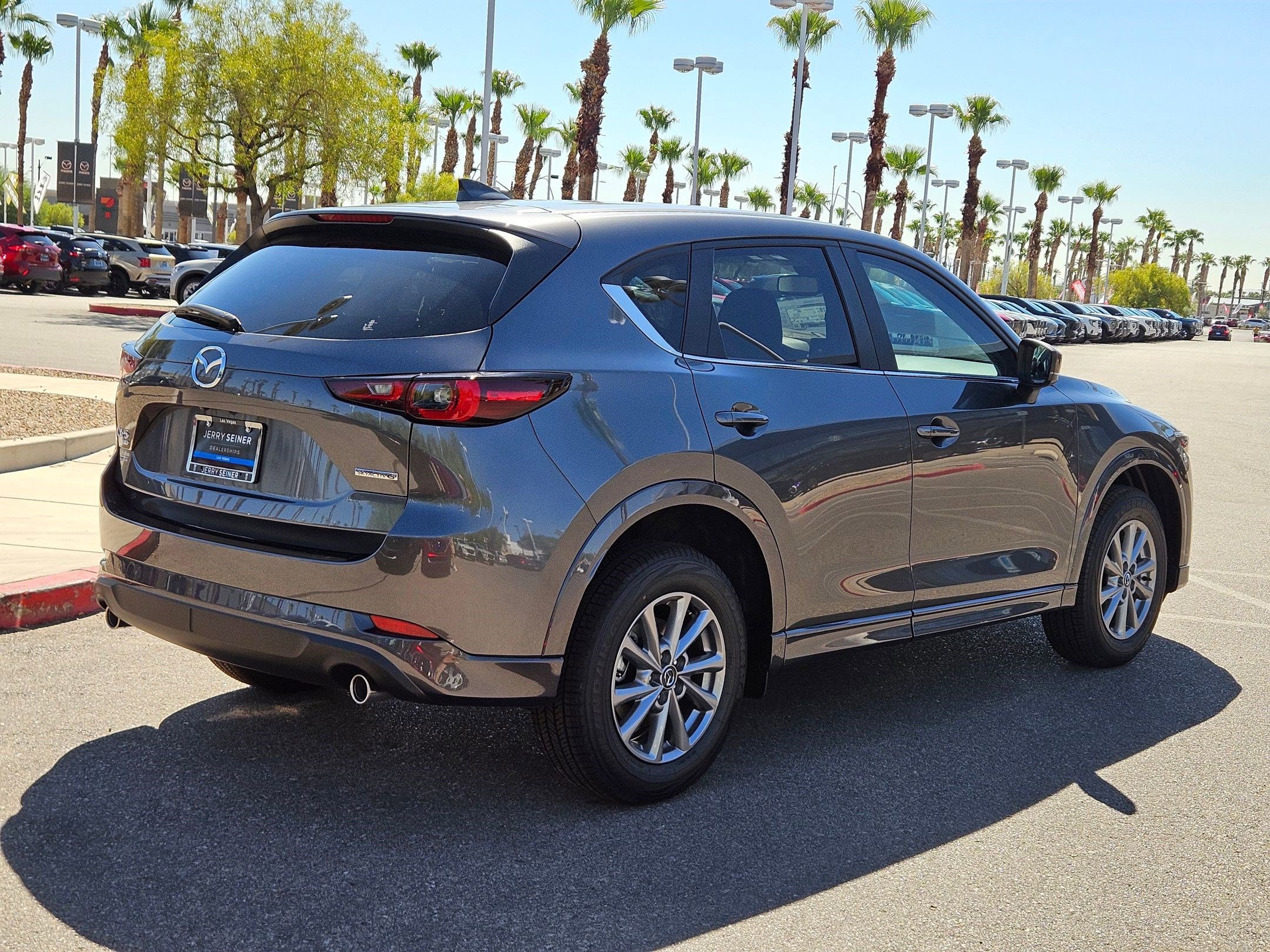 2025 Mazda CX-5 2.5 S Preferred photo 5