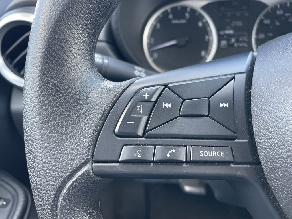 2024 Nissan Versa 1.6 S photo 8