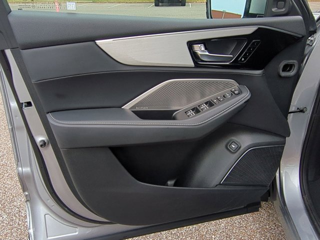 2023 Acura MDX SH-AWD Technology photo 19