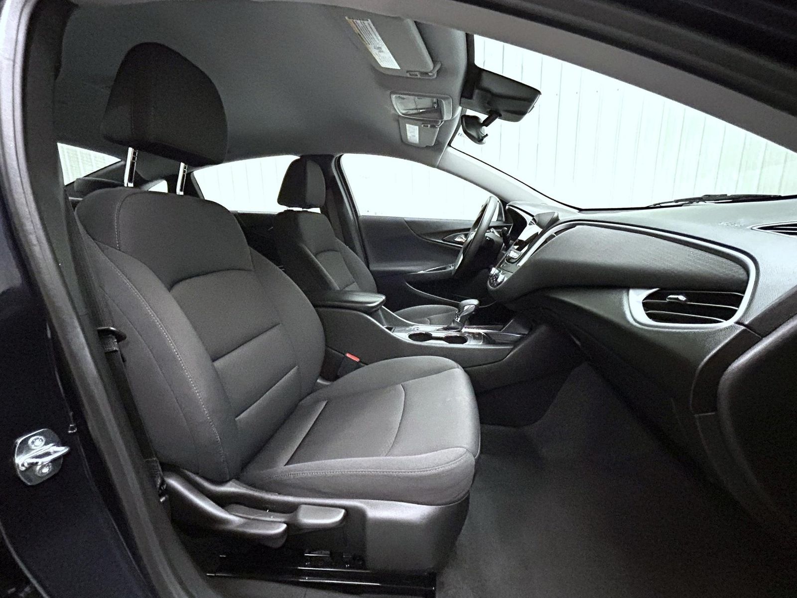 2023 Chevrolet Malibu 1LT photo 14