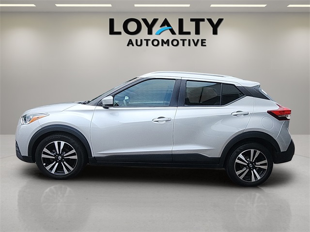 2019 Nissan Kicks SV photo 3
