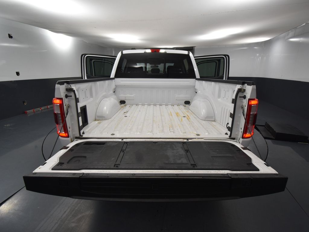 2021 Ford F-150 Lariat photo 32