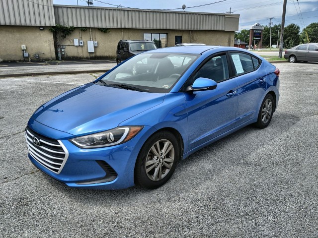 2017 Hyundai Elantra SE Sedan 4D