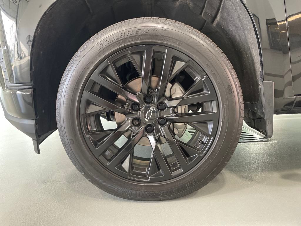 2020 Chevrolet Silverado 1500 RST photo 4