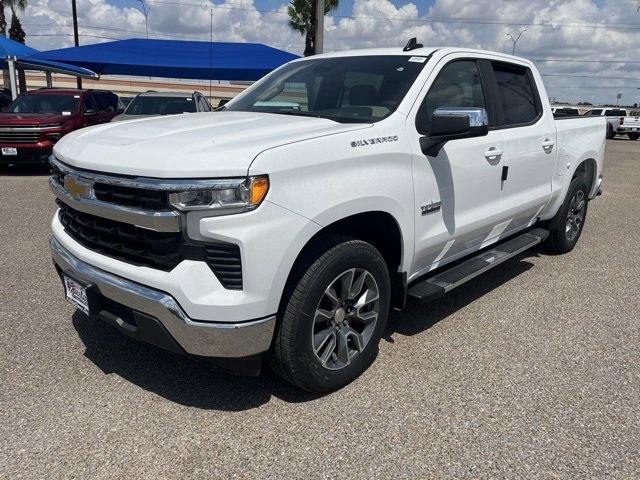 2026 Chevrolet Silverado 1500 LT photo 3
