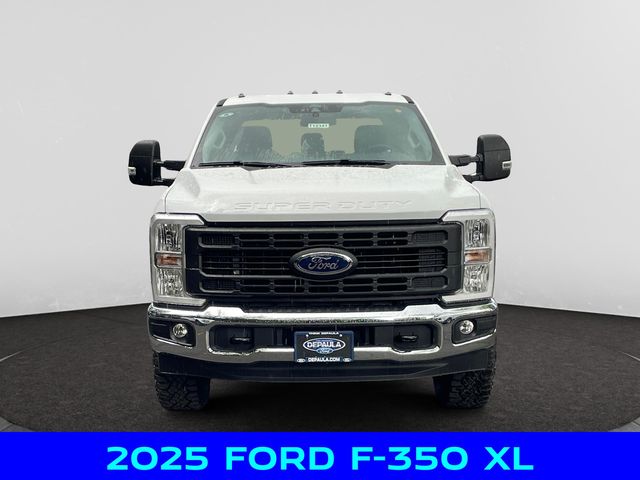 2025 Ford F-350 photo 7