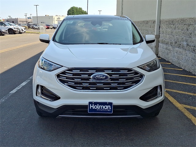2022 Ford Edge SEL photo 3