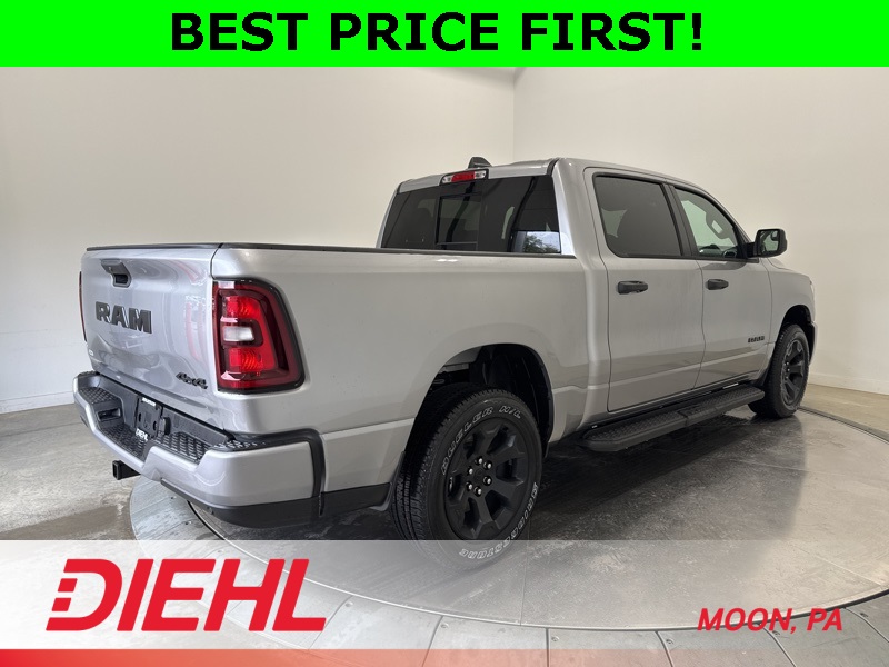 2025 Ram 1500 Tradesman photo 4