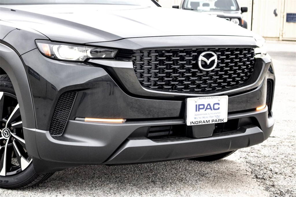 2025 Mazda CX-50 Premium Plus photo 3