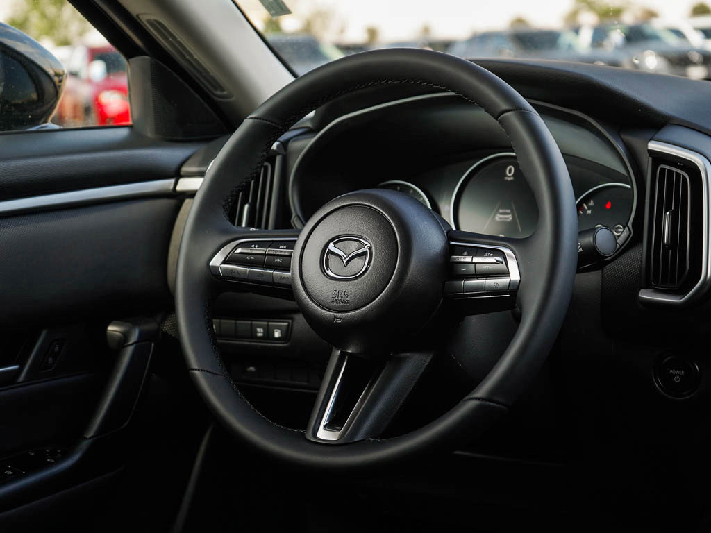 2025 Mazda CX-50 Preferred photo 14