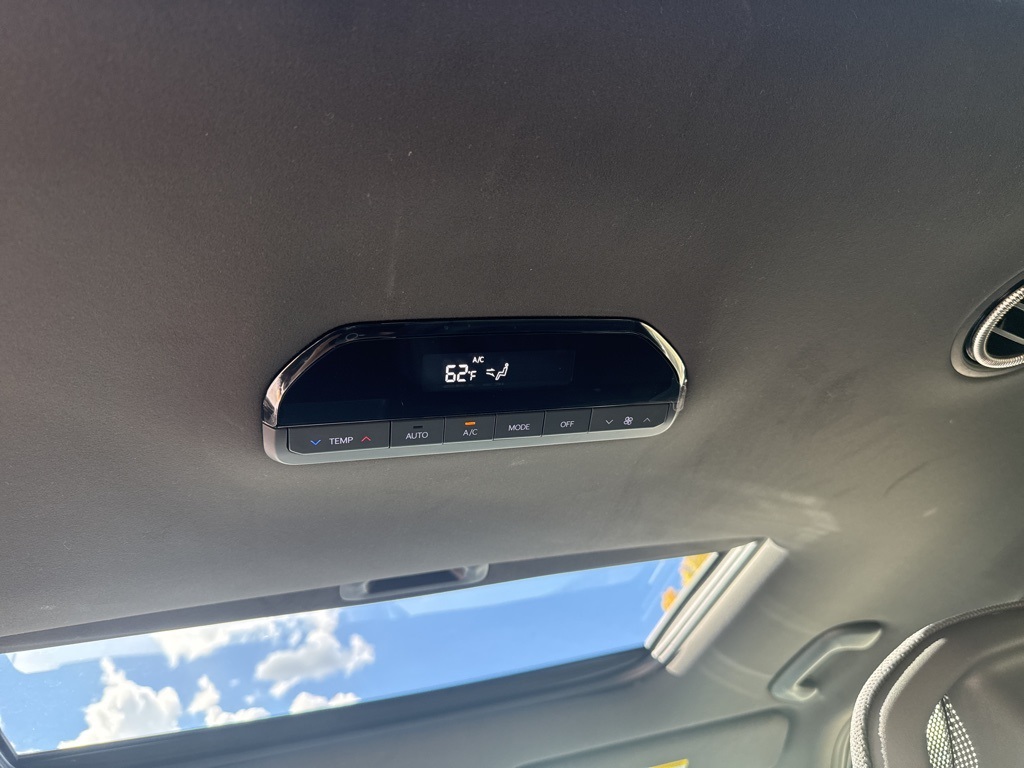2024 Kia EV9 GT-Line photo 25