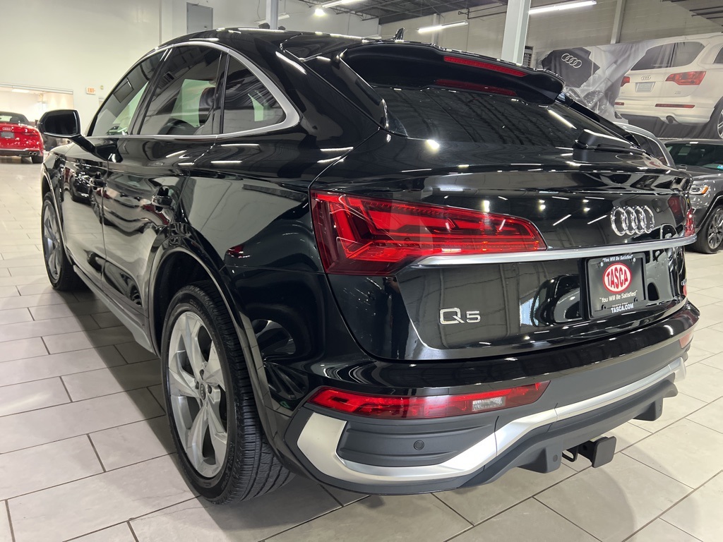 2024 Audi Q5 45 S line Premium Plus photo 2