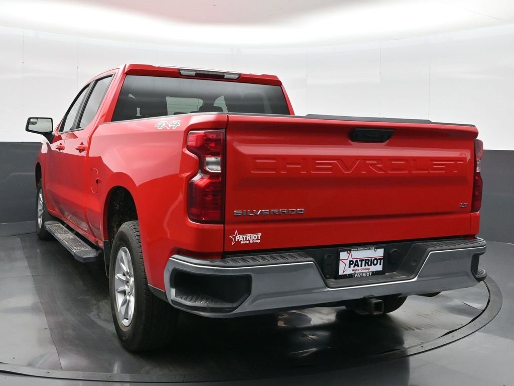 2023 Chevrolet Silverado 1500 LT photo 2