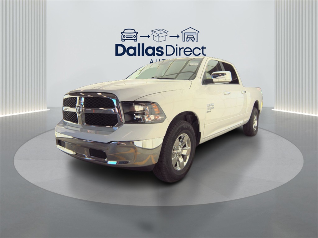 2021 Ram 1500 Classic SLT photo 4
