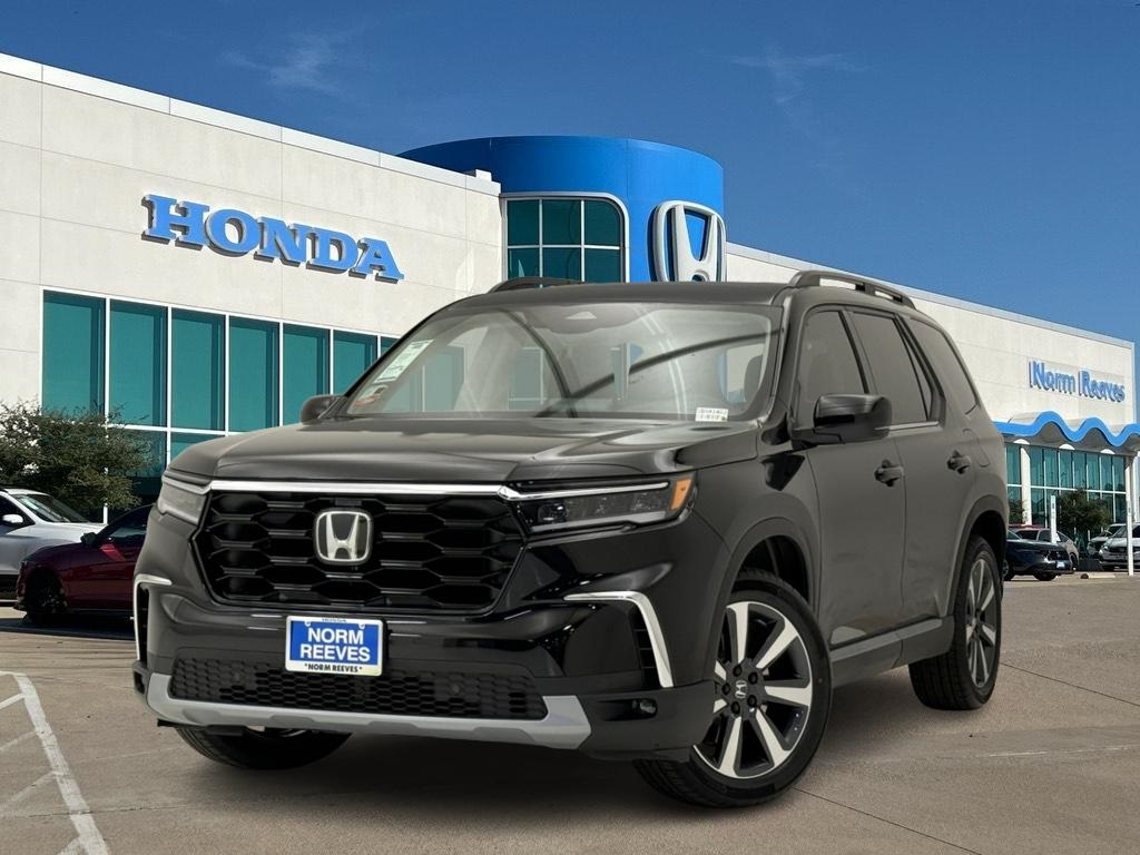 2025 Honda Pilot Touring's photo
