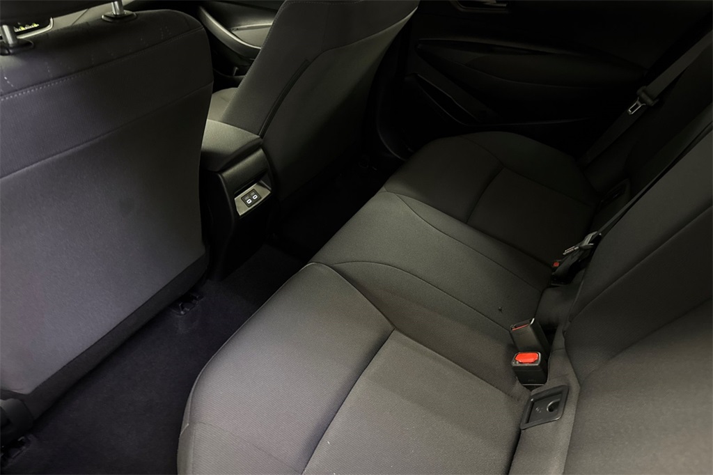 2024 Toyota Corolla LE photo 12