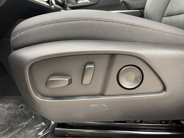 2026 Chevrolet Equinox LT photo 7