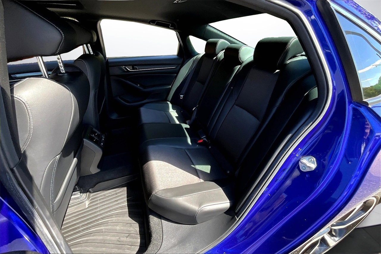 2022 Honda Accord Sport 2.0T photo 20