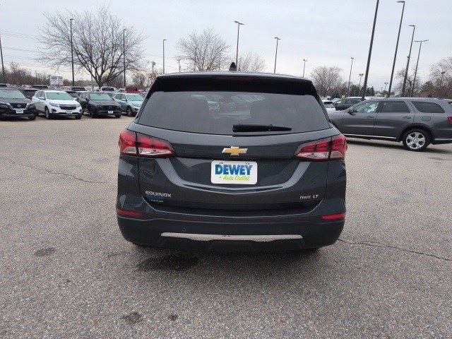 2023 Chevrolet Equinox LT photo 3