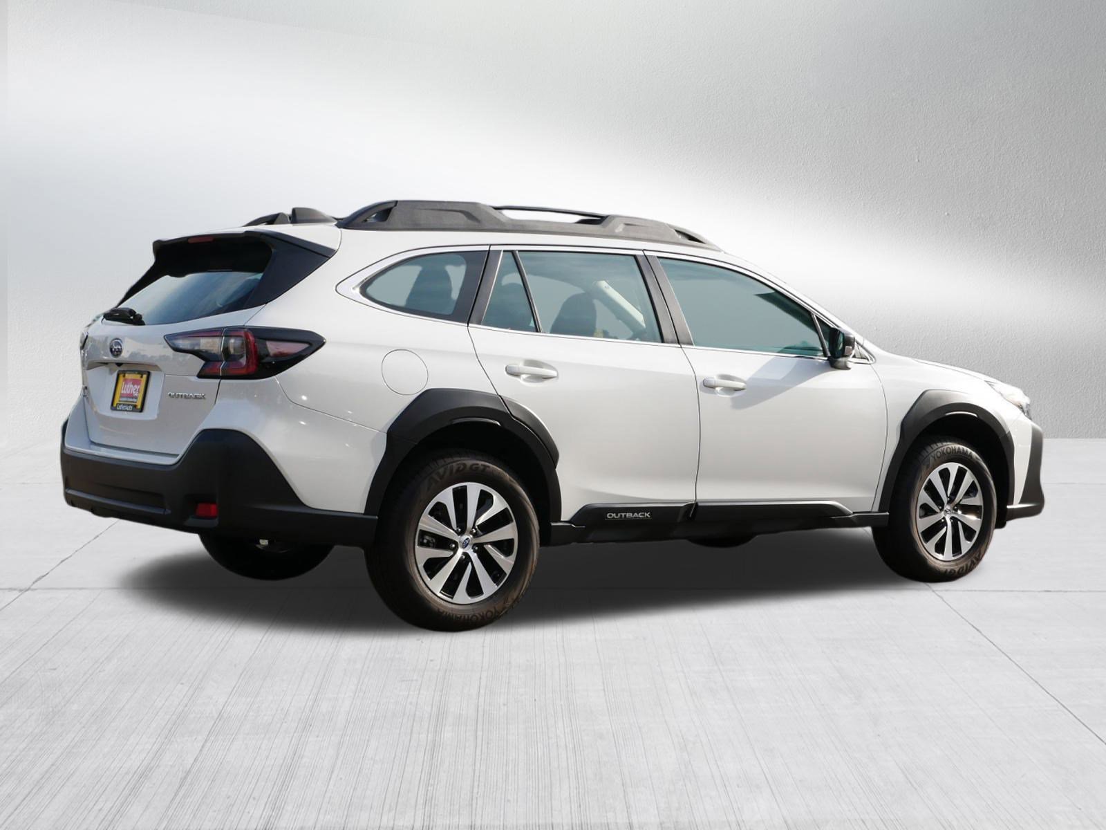 2024 Subaru Outback Base photo 7
