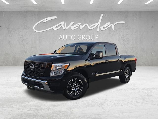 2024 Nissan Titan SV's photo