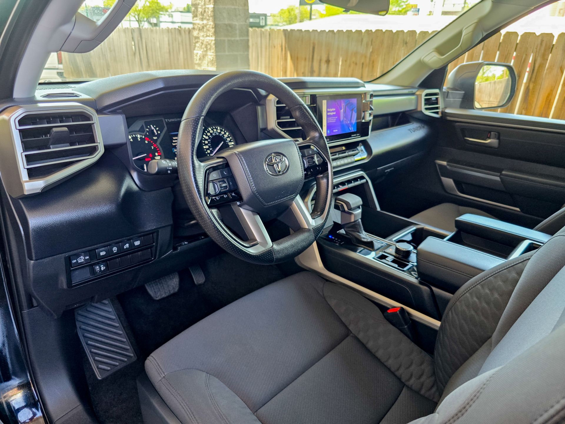 2023 Toyota Tundra SR5 photo 6