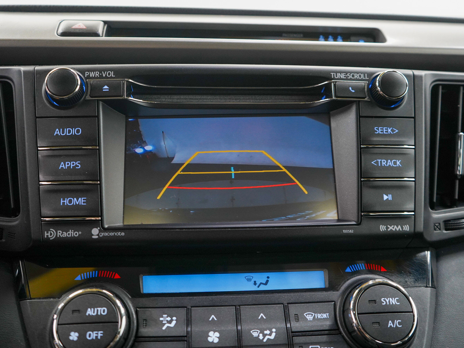 2017 Toyota RAV4 XLE photo 25