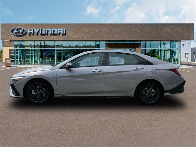 2025 Hyundai Elantra N Line photo 3