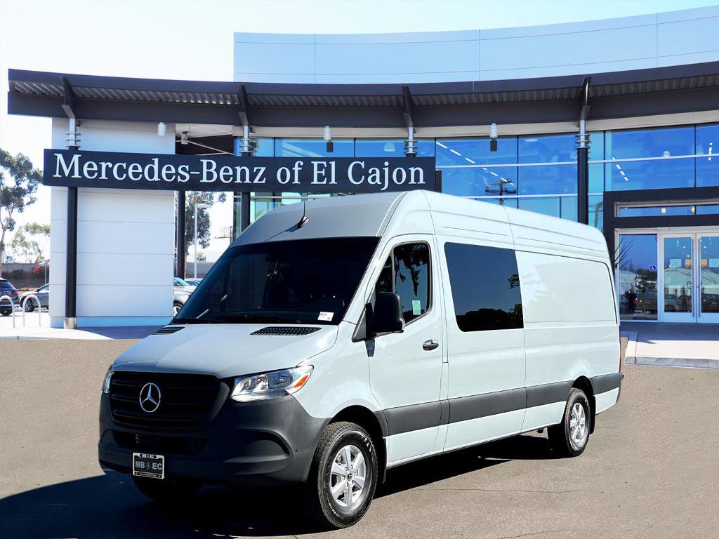 2024 Mercedes-Benz Sprinter Crew Van