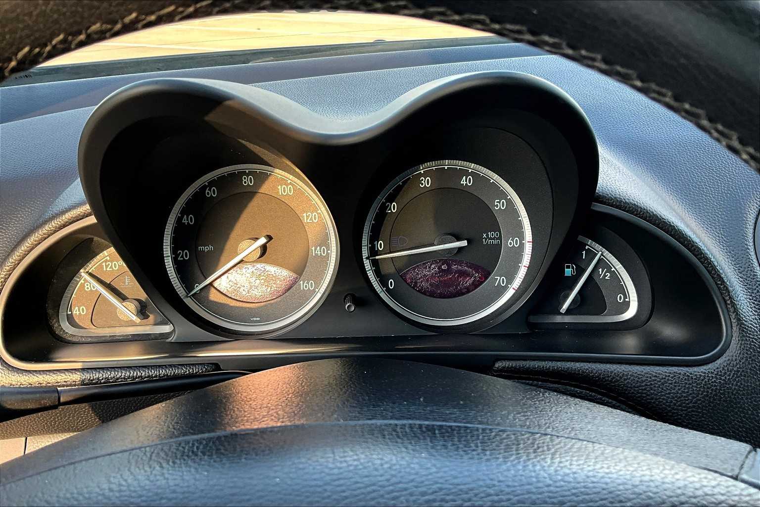 2005 Mercedes Benz SL 500 photo 22