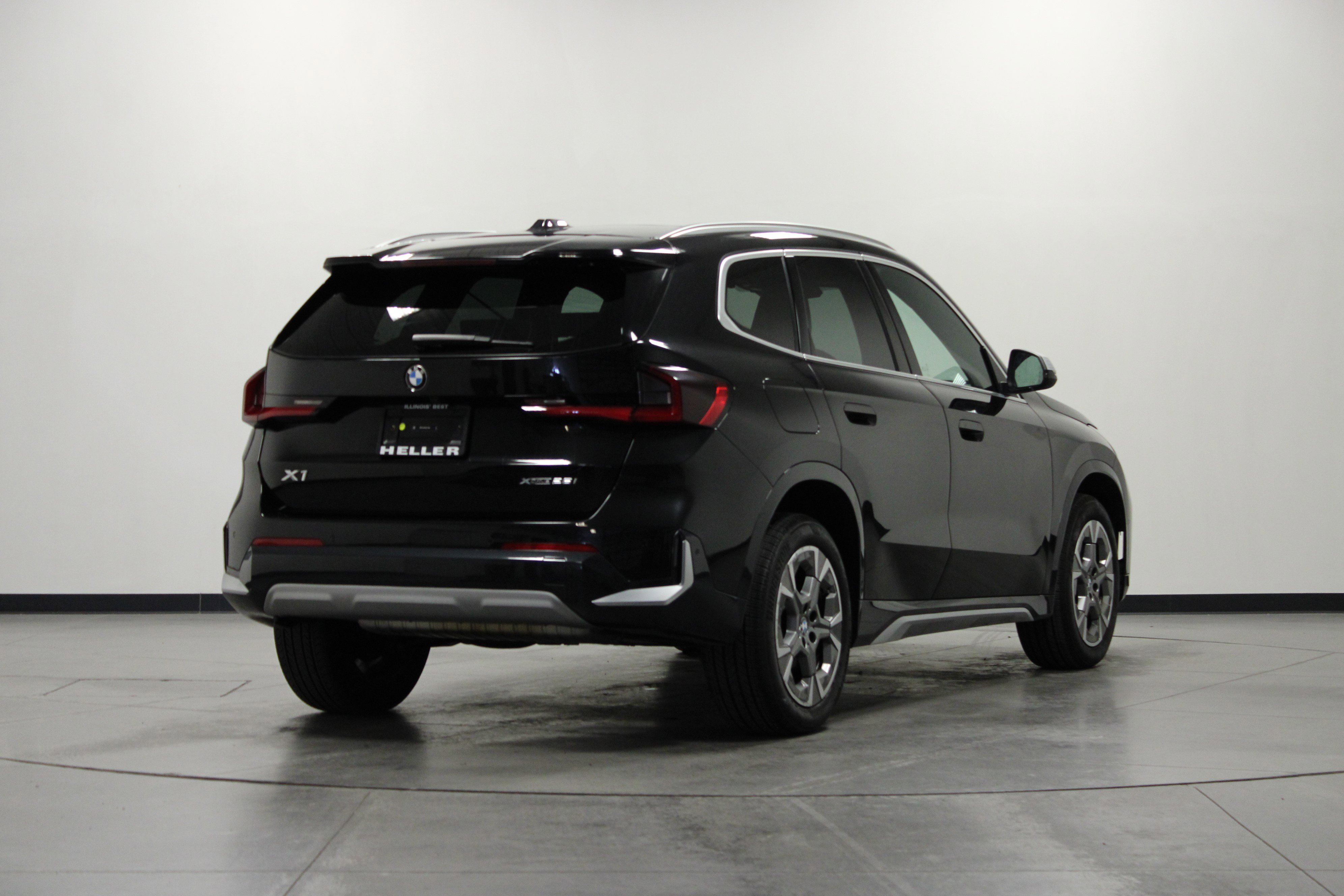 2024 Bmw X1 XDrive28i photo 3