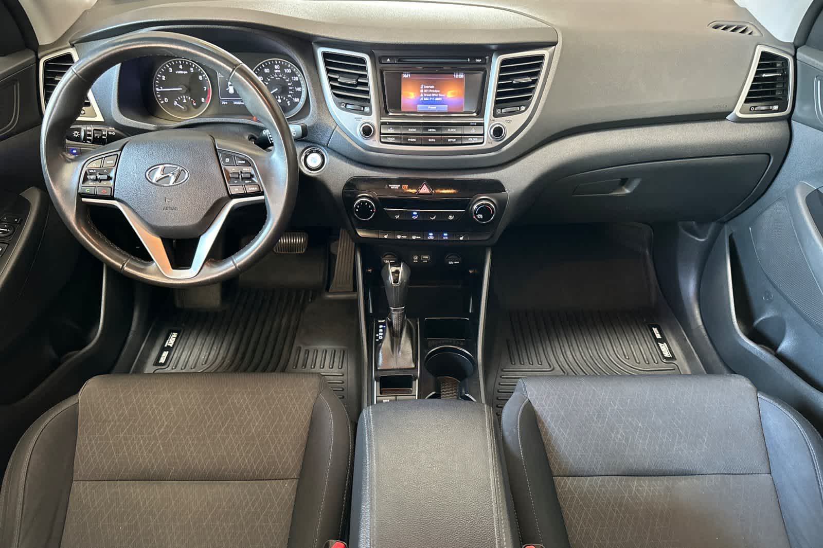 2016 Hyundai Tucson Sport photo 3
