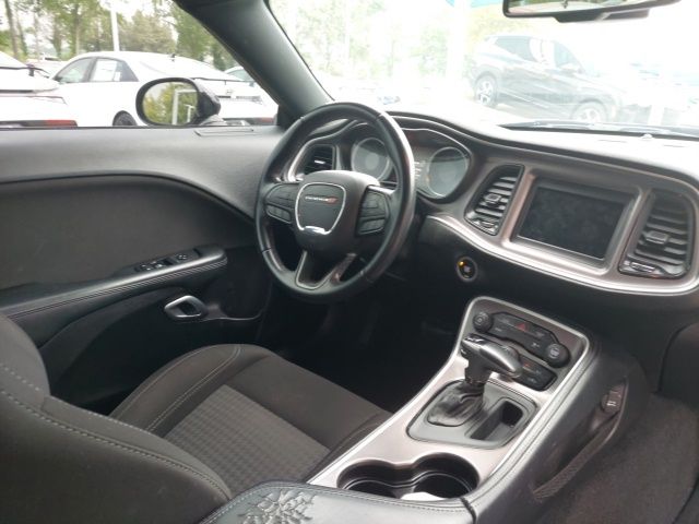 2021 Dodge Challenger SXT photo 12