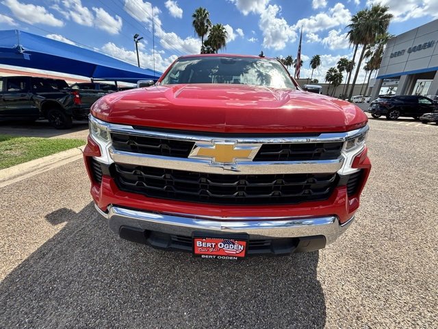 2026 Chevrolet Silverado 1500 LT photo 2