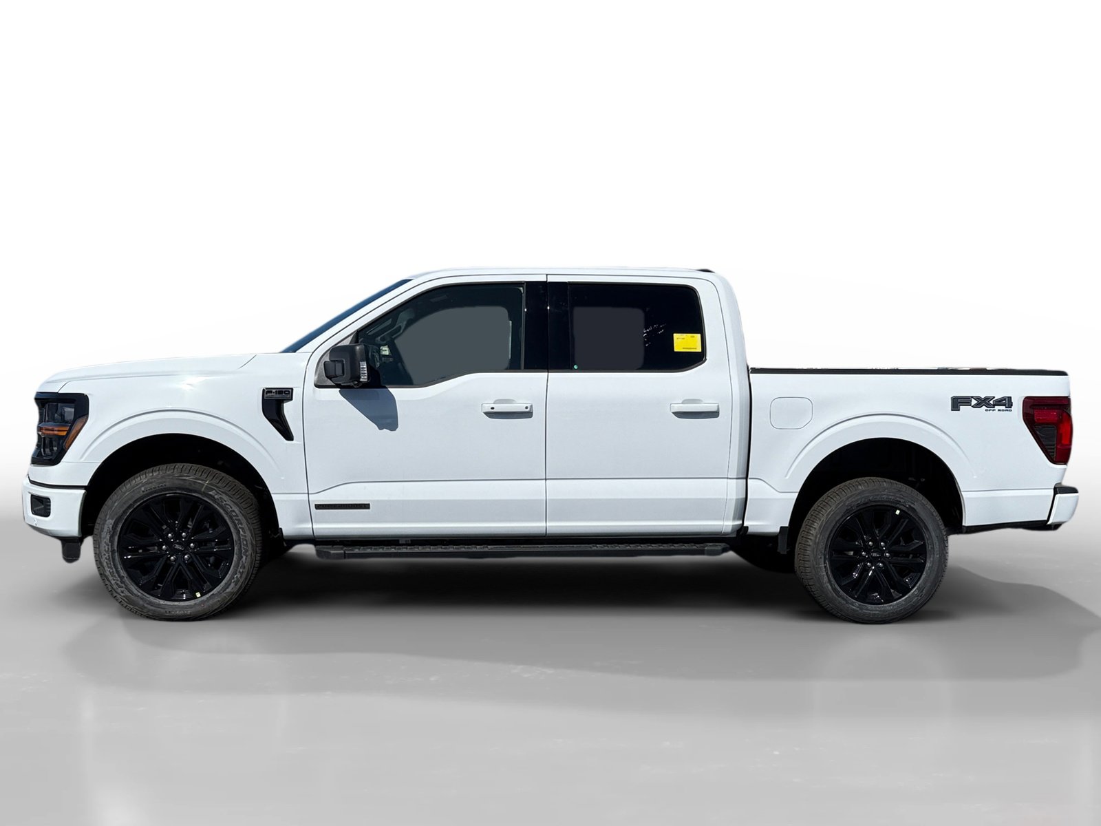 2025 Ford F-150 XLT photo 2