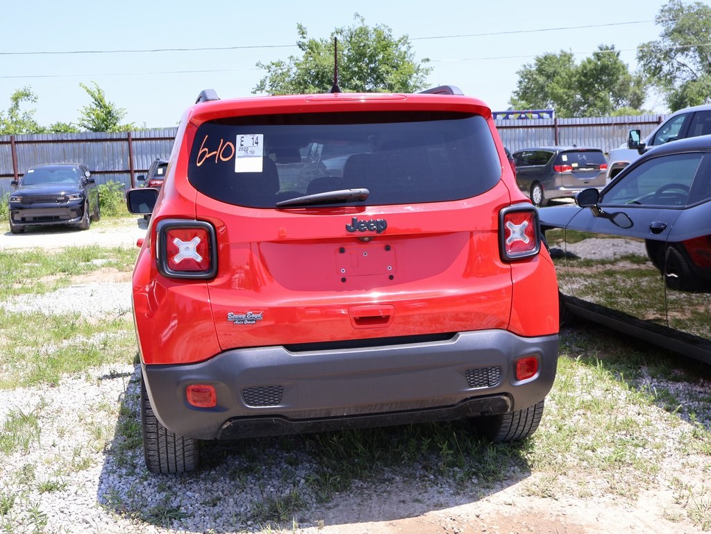 2020 Jeep Renegade Altitude photo 9