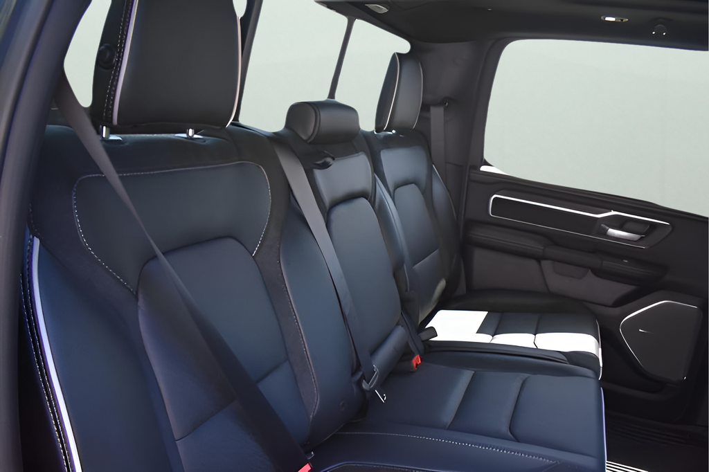 2025 Ram 1500 Laramie photo 16
