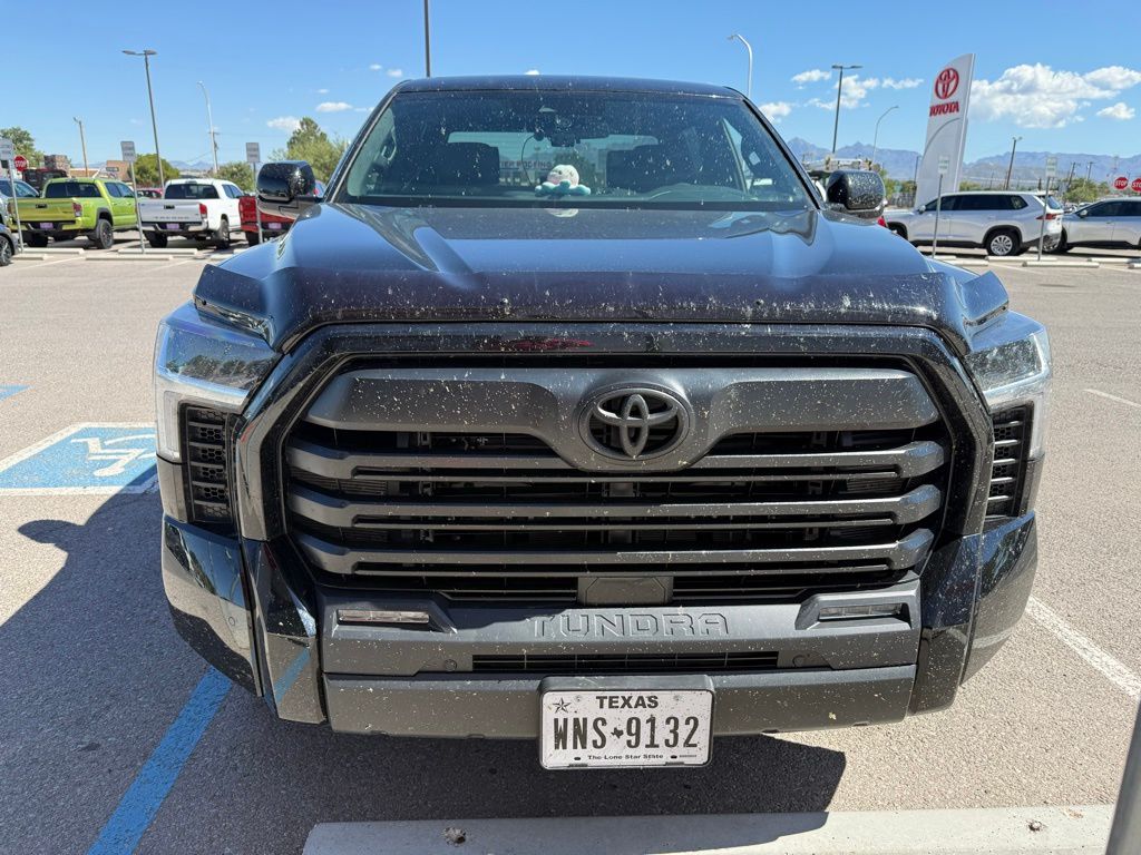 2025 Toyota Tundra SR5 photo 4