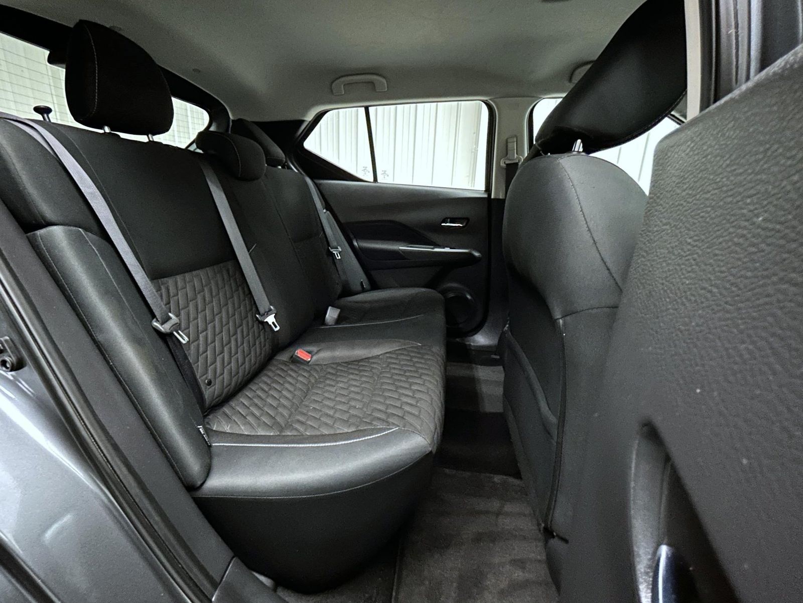 2021 Nissan Kicks SV photo 18