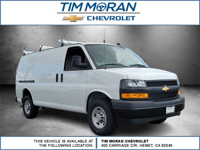2024 Chevrolet Express Cargo 2500 photo 2