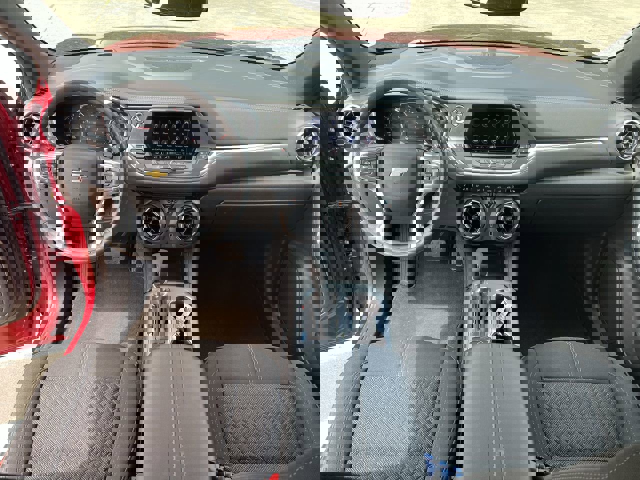 2021 Chevrolet Blazer 2LT photo 17