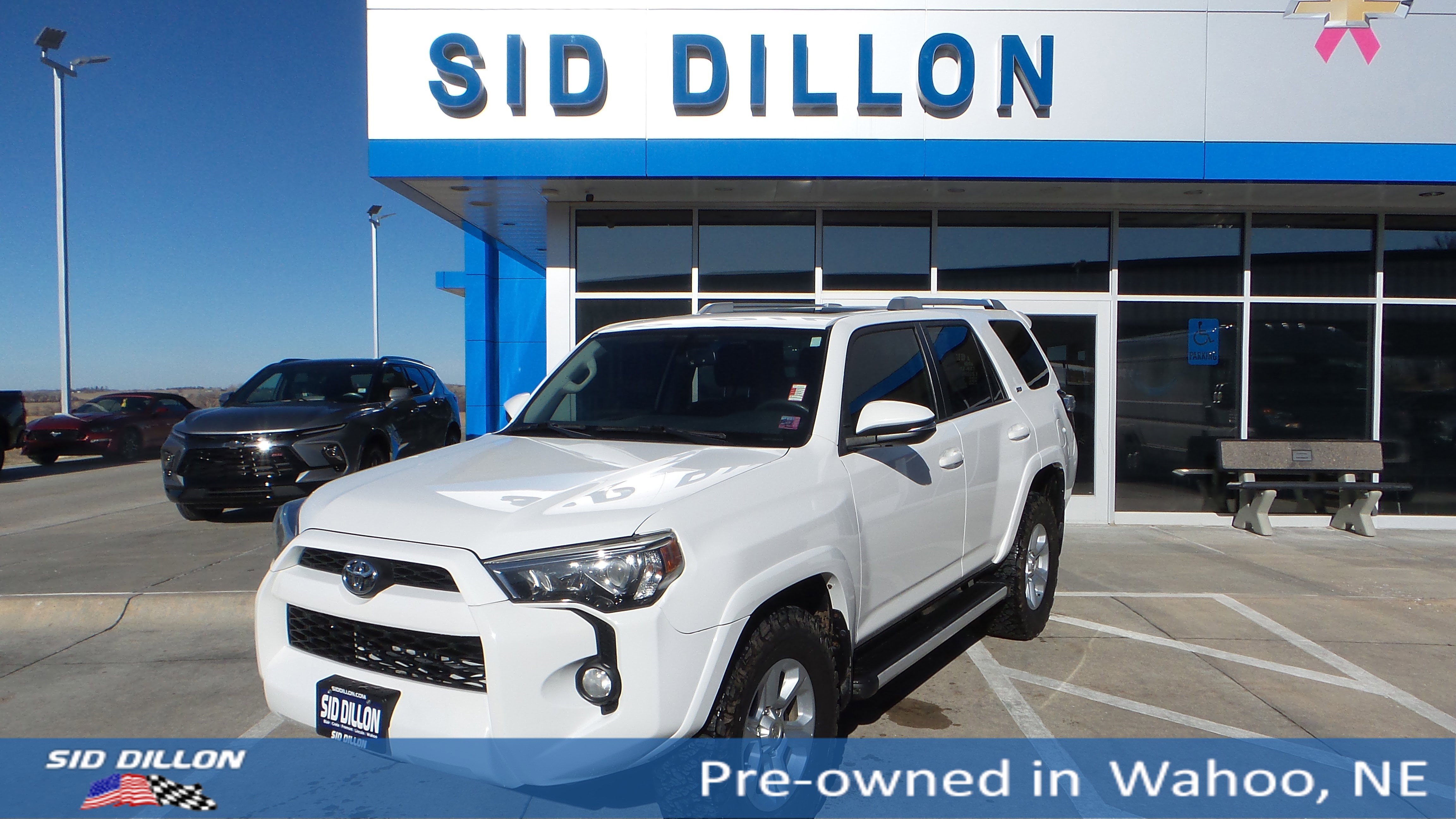 2017 Toyota 4Runner SR5 Premium's photo