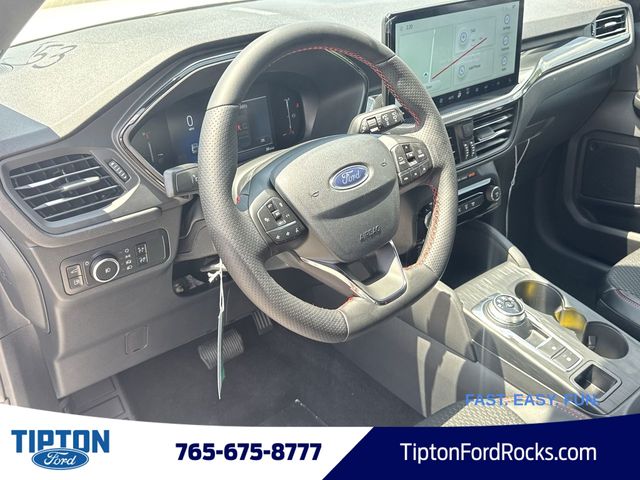 2025 Ford Escape Hybrid ST-Line Select photo 4