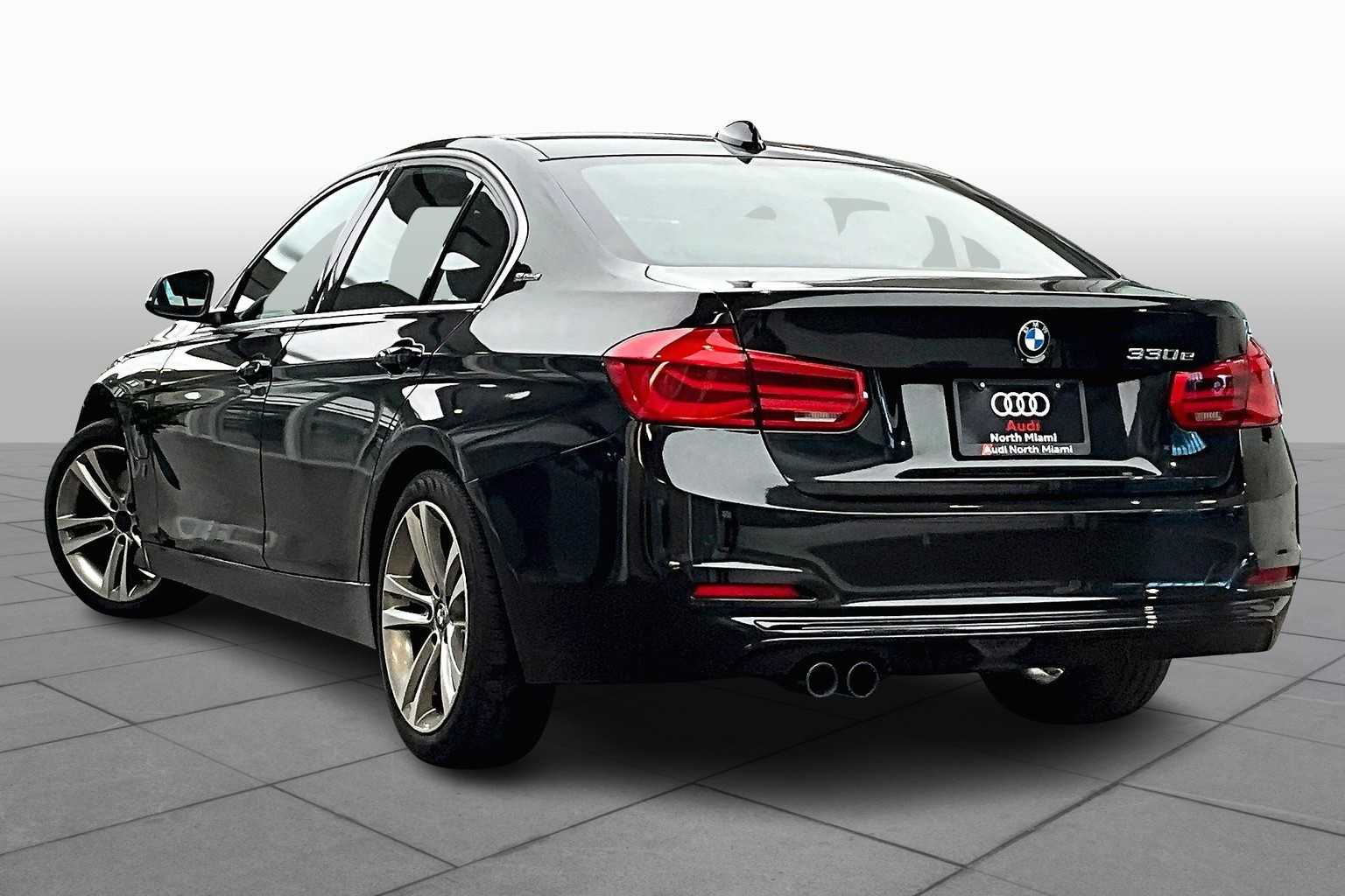 2017 Bmw 330e 3-Series photo 10